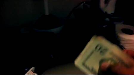 Сводная сестра сосет хуй брата и дрочит письку вибратором