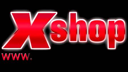 Мужик в тренажерном зале прет рыжую тетку