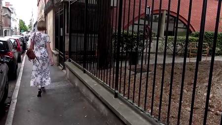 Пышногрудые зрелые сучки подставляют попки под крепкий фаллос