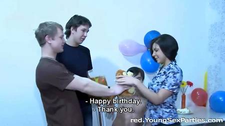 Групповое поздравление