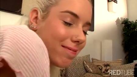 Лицо блондинки в сперме