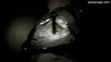 Брюнетка согласилась переспать с незнакомым мужчиной