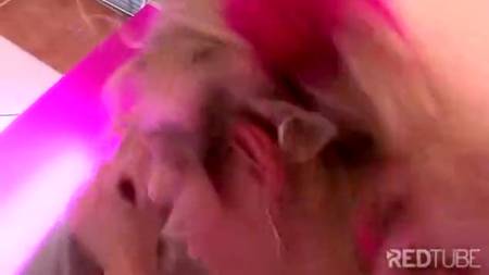 Девка любит смачный трах в жопу