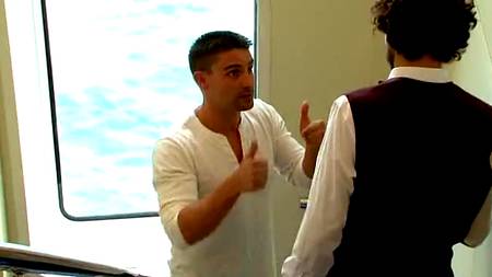 Поимел в попки двух официанток