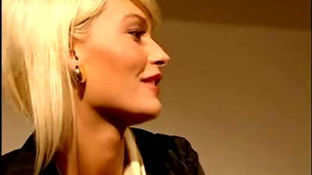 Клиентка спит со своим телохранителем