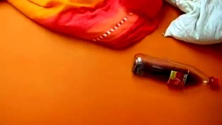 Жена проснулась, а член уже в киске