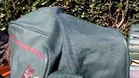 Рабская соска получила из двух шлангов