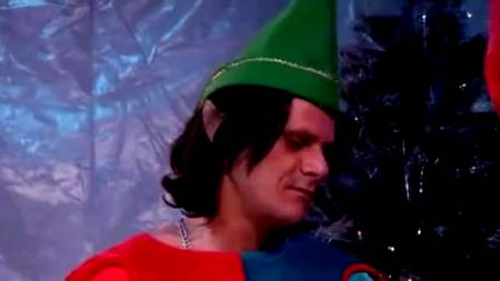 Трудолюбивые гномы прут Белоснежку во все дыры