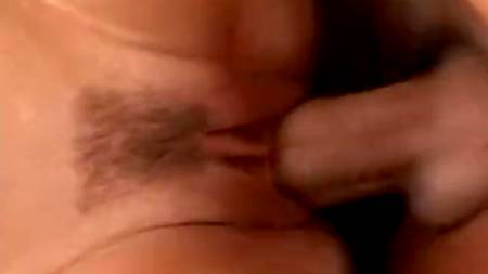 Телка изменяет своему мужу