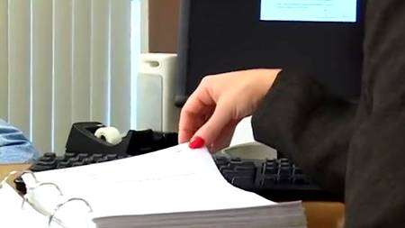 Русский папаша вставил своей доченьке