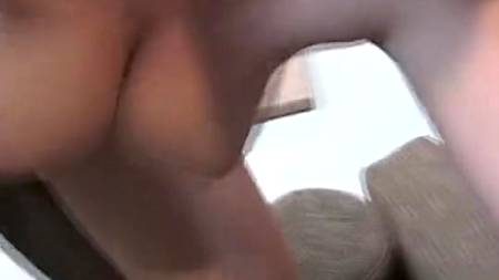 Негр затрахал телку до оргазма