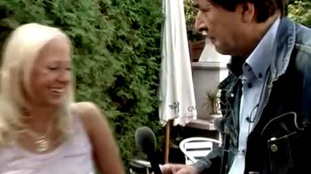 Дед снял, как трахают юных моделей