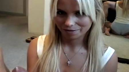 Стриптизерша на отдыхе