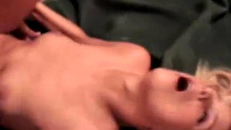 Стриптиз в чулочках