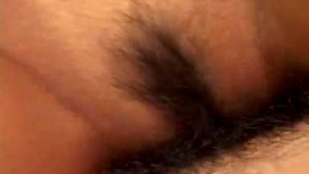 С грудастой азиаткой