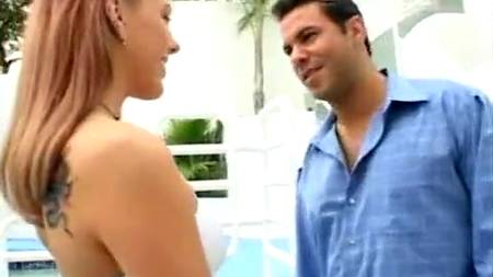 С молодой соседкой