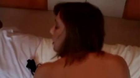 Вадик решил похвастаться прелестями жены