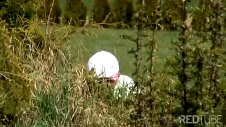 Перепихнулась с соседом по даче