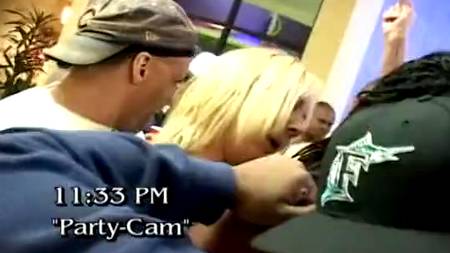 Секс-пропуск на крутую вечеринку