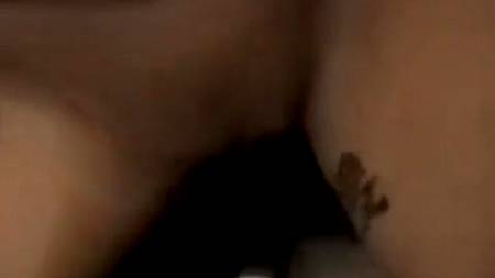 Сочный секс с приколом в кабинке для переодевания