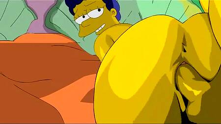Мардж Симпсон ублажает своего мужа Гомера в спальне