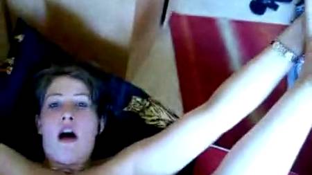 Сперма течет из ануса