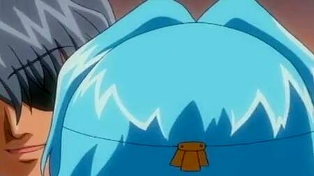 Разбойник с одним глазом страстно трахает синеволосую телку