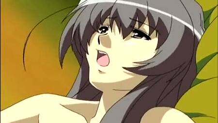 Хозяин дома развлекается с миленькими горничными