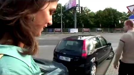 Пикаперы разврекаются с милой худышкой