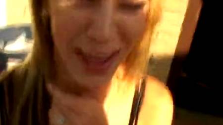 Девочка славно потрахалась на вечеринке