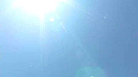 Юные бейсболистки учатся принимать балду