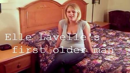 Пышка Элли сочно трахается со старым дядечкой