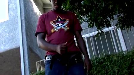 Негру повезло испробовать в попку красивую девочку