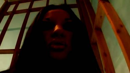 Шикарный стриптиз и сочный трах от брюнетки