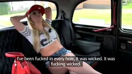 Таксист зарядил в жопу своей очаровательной пассажирке