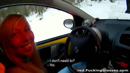 Горячий секс в холодном зимнем лесу