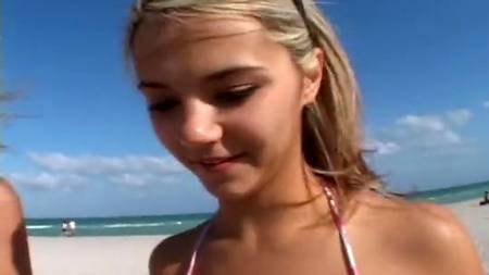 С такими девками нужно наслаждаться каждым мгновением секса