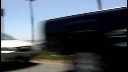 Худую девку дерут колхозом в микроавтобусе