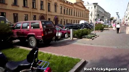 Марк развел телочку на эротический кастинг