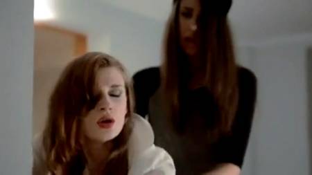 Шикарный секс двух красивых шалав