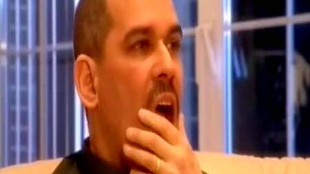 Муж смотрит как его жену мужики ебут толпой