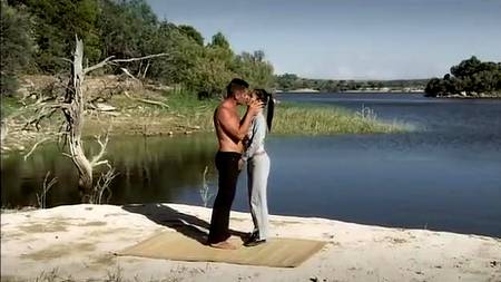 Тайская красотка любит страстные удовольствия