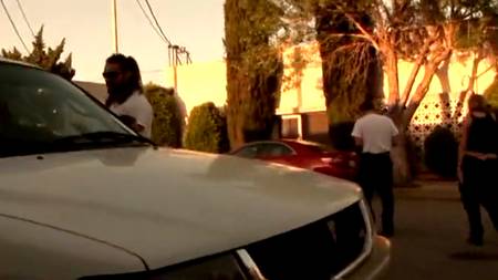 Два полисмена и проститутка