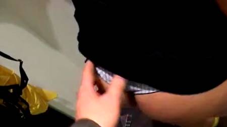 Как-то потрахались в примерочной