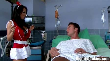 Анал с узкоглазой медсестрой