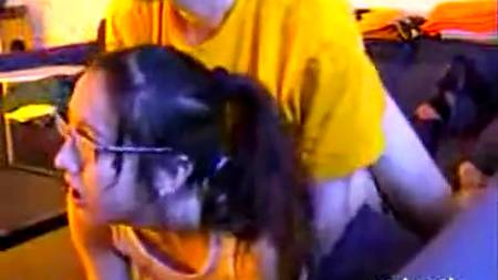 Попользовал подругу сзади