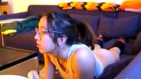 Попользовал подругу сзади