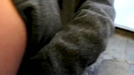 Чешской малышке понравилось трахаться в подворотне