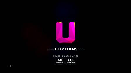 Молодые телки устроили лесбийскую групповуху в студенческом общежитии