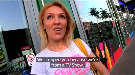 Два продюсера порют одну кандидатку